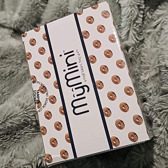 Brand new Mymini Snowman Waffle maker - Picture 5 of 5